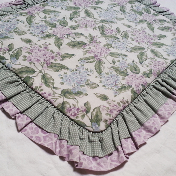 Shabby Chic ruffled pillow sham - Picture 2 of 4